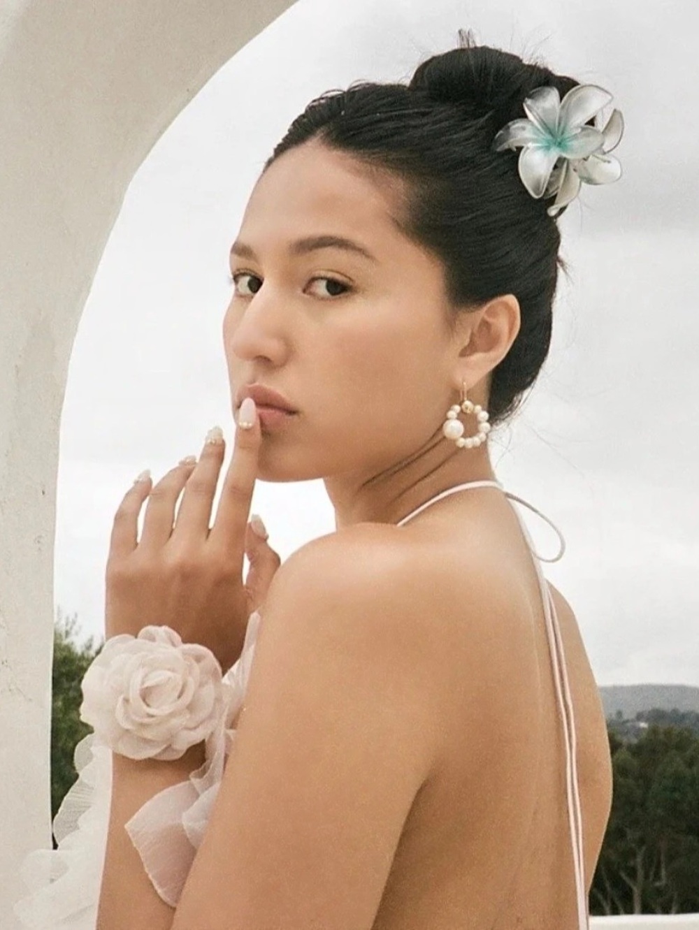 EMIJAY Flower Hair Clip White & Blue
